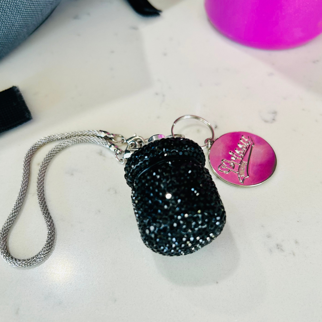 Prissy BlingKeeper™ – The Ultimate Jewelry Holder Keychain for Athletes